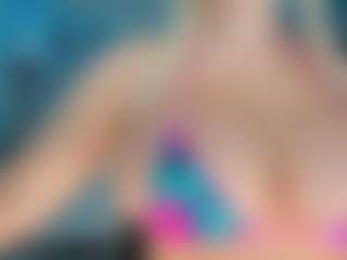 adrianna777's Live Sex Cam Show