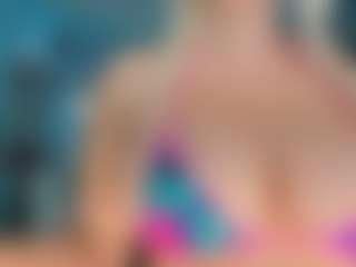 Show di cam dal vivo di adrianna777