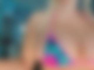 adrianna777's Live Sex Cam Show