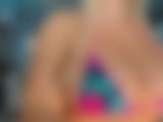 adrianna777's Live Sex Cam Show