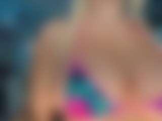 adrianna777's Live Sex Cam Show