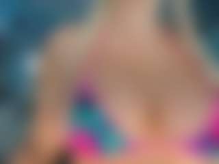 adrianna777's Live Sex Cam Show