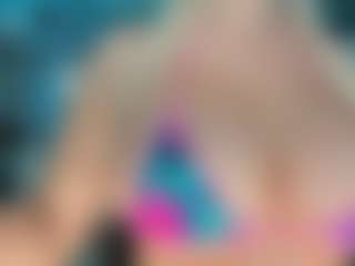 adrianna777's Live Sex Cam Show