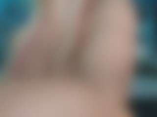 adrianna777's Live Sex Cam Show