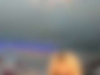 adrianna777's Live Sex Cam Show