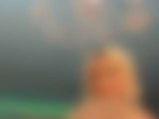 adrianna777's Live Sex Cam Show