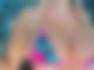 adrianna777's Live Sex Cam Show