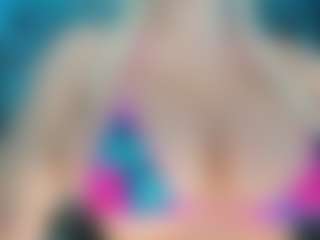 adrianna777's Live Sex Cam Show
