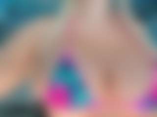 adrianna777's Live Sex Cam Show