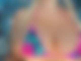 adrianna777's Live Sex Cam Show