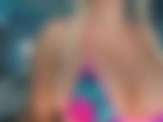 adrianna777's Live Sex Cam Show