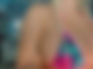 adrianna777's Live Sex Cam Show