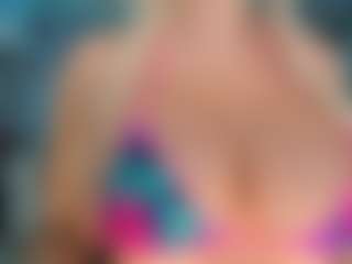 adrianna777's Live Sex Cam Show