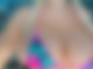 adrianna777's Live Sex Cam Show