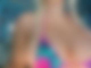 adrianna777's Live Sex Cam Show