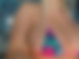 adrianna777's Live Sex Cam Show