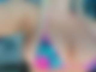adrianna777's Live Sex Cam Show