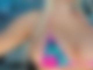 adrianna777's Live Sex Cam Show