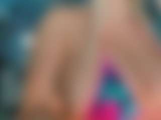 adrianna777's Live Sex Cam Show