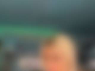 adrianna777's Live Sex Cam Show