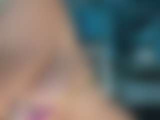 adrianna777's Live Sex Cam Show