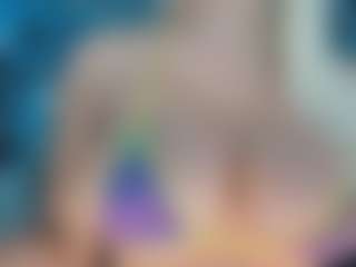 adrianna777's Live Sex Cam Show