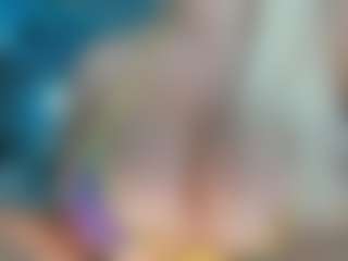 adrianna777's Live Sex Cam Show