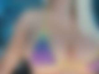adrianna777's Live Sex Cam Show