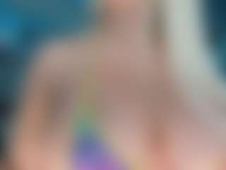 adrianna777's Live Sex Cam Show