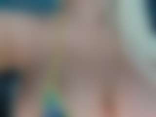 adrianna777's Live Sex Cam Show