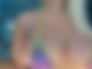 adrianna777's Live Sex Cam Show