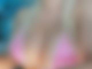 adrianna777's Live Sex Cam Show