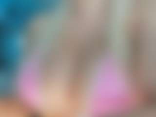 adrianna777's Live Sex Cam Show