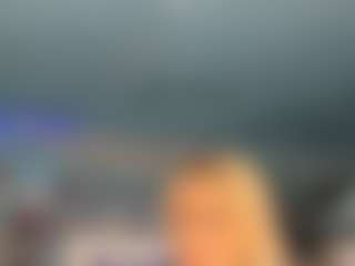 adrianna777's Live Sex Cam Show