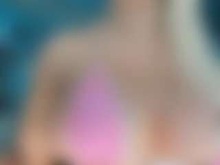 adrianna777's Live Sex Cam Show