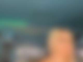 adrianna777's Live Sex Cam Show
