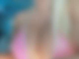 adrianna777's Live Sex Cam Show