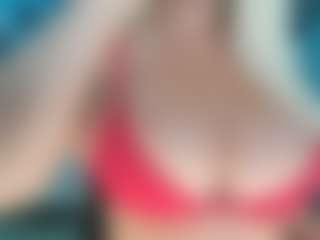 adrianna777's Live Sex Cam Show