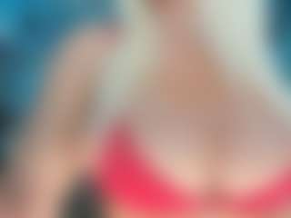 adrianna777's Live Sex Cam Show