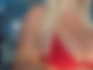 adrianna777's Live Sex Cam Show
