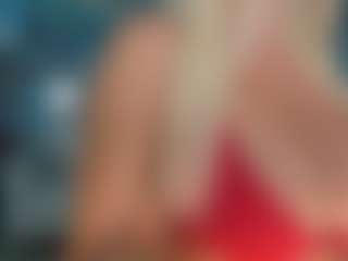 adrianna777's Live Sex Cam Show