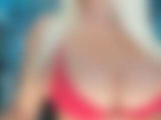 adrianna777's Live Sex Cam Show