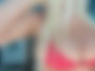 adrianna777's Live Sex Cam Show