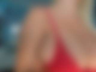 adrianna777's Live Sex Cam Show
