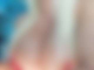 adrianna777's Live Sex Cam Show