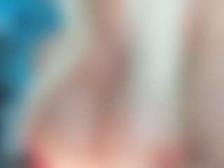 adrianna777's Live Sex Cam Show