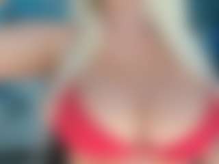 adrianna777's Live Sex Cam Show