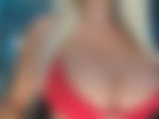adrianna777's Live Sex Cam Show