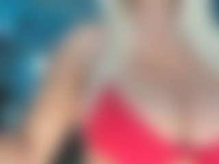adrianna777's Live Sex Cam Show