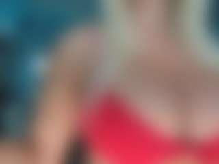 adrianna777's Live Sex Cam Show